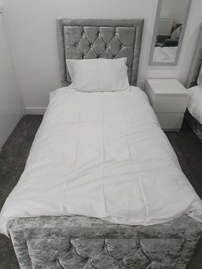 Beautiful Rooms Shaw St And Pine St Bury  Esterno foto