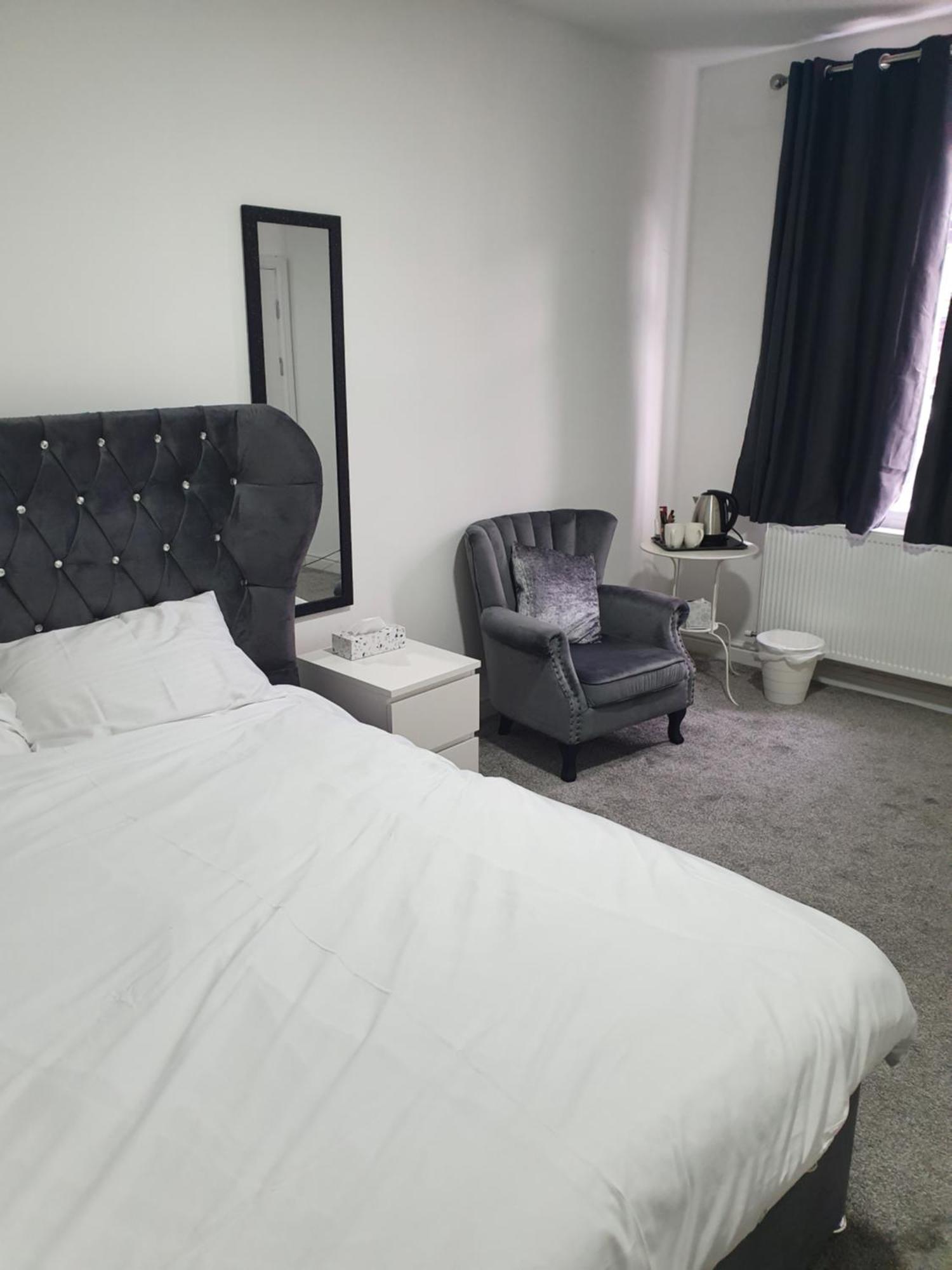 Beautiful Rooms Shaw St And Pine St Bury  Camera foto